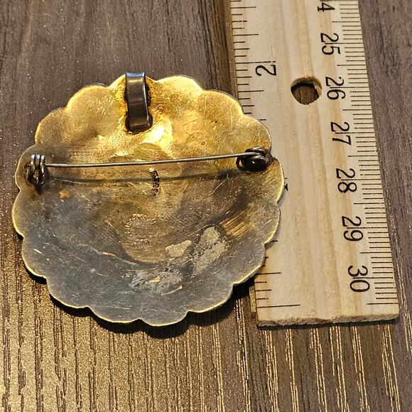 Vintage Alpaca Silver & Abalone Siesta Scene Scalloped Brooch - Picture 4 of 6
